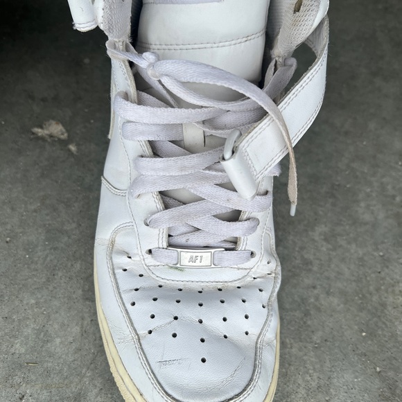 Nike Air Force 1’s - Picture 5 of 7